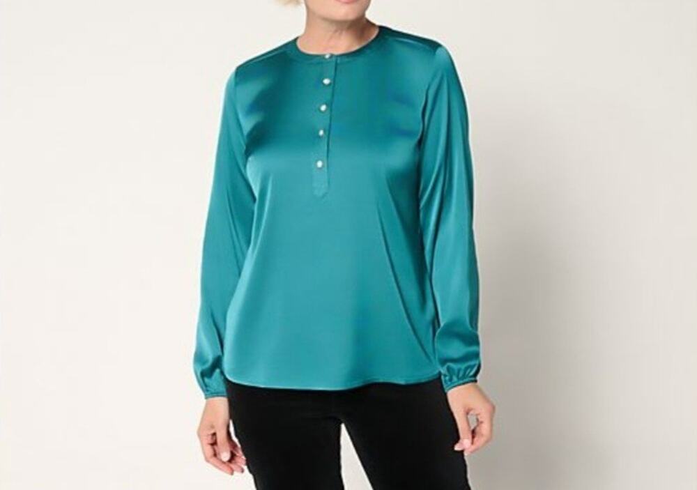 Denim & Co Size Med Peacock Satin Blouse A704504 NWOT Holiday Christmas
